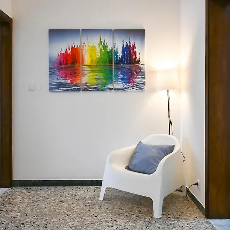 - The Modern Flat * 比萨