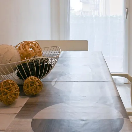 - The Modern Flat 公寓 *