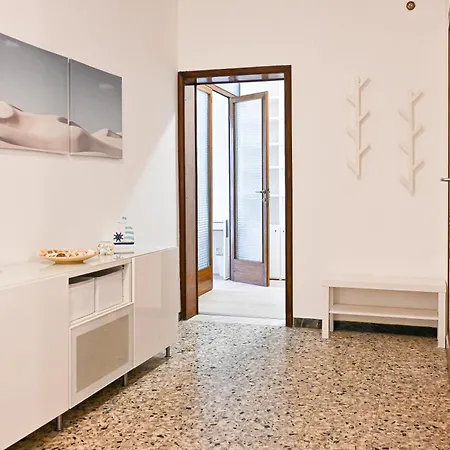 - The Modern Flat * Pisa