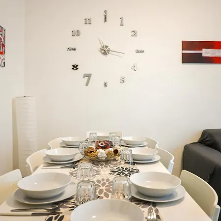 - The Modern Flat Pisa